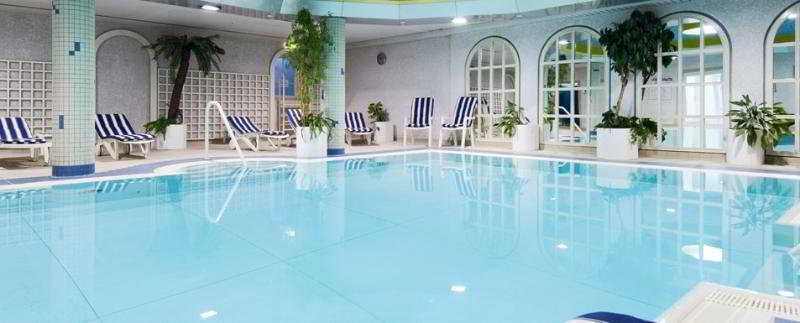 Essential By Dorint Frankfurt-niederrad Hotel 4*
