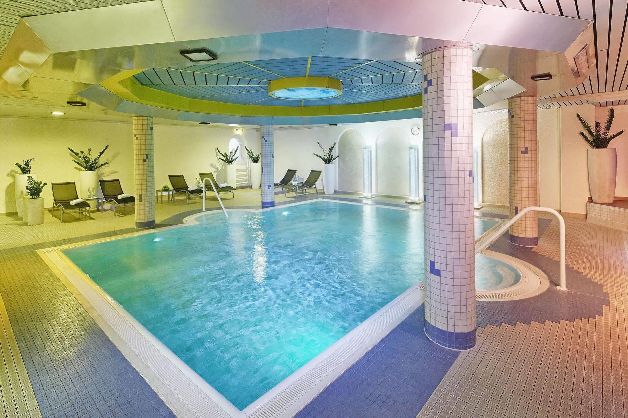 Essential By Dorint Frankfurt-niederrad 4*