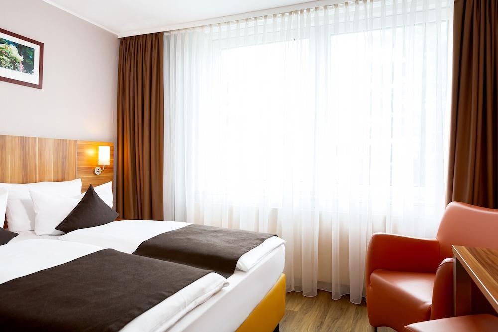 Essential By Dorint Frankfurt-niederrad Hotel 4*