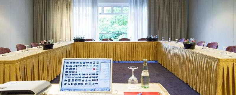 Essential By Dorint Frankfurt-niederrad 4* Frankfurt am Main