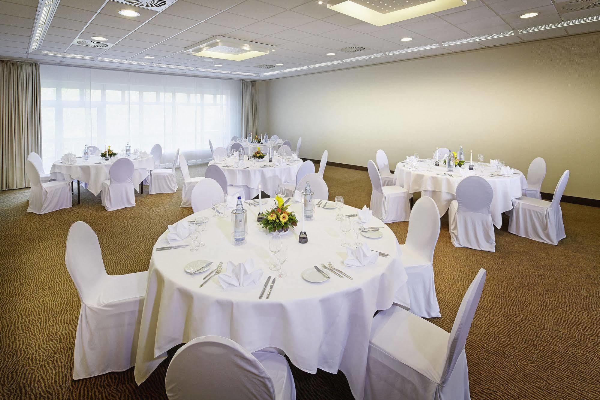 Essential By Dorint Frankfurt-niederrad 4* Frankfurt am Main