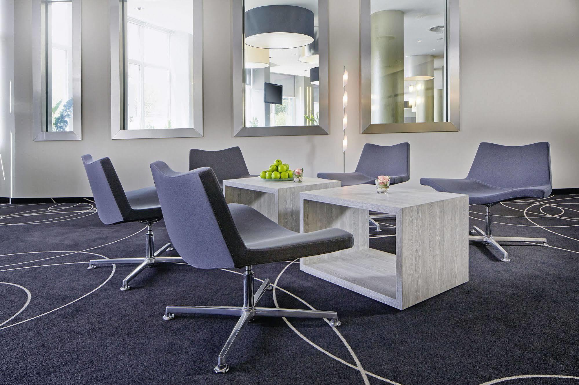 Essential By Dorint Frankfurt-niederrad Hotel